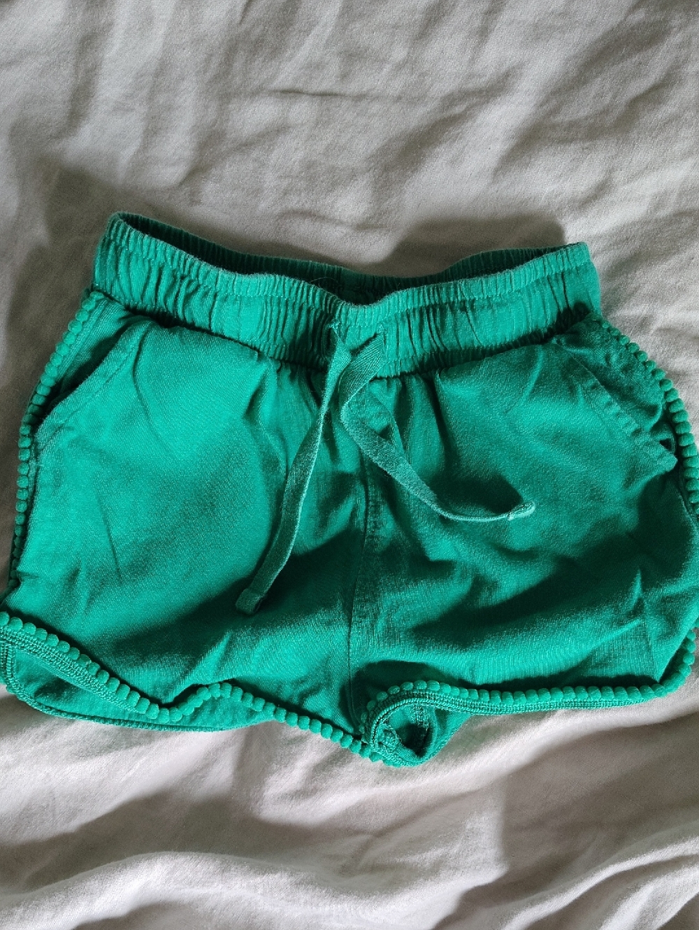 Tea Collection 3T Ruffle Top & Shorts Bundle - Picture 5 of 6